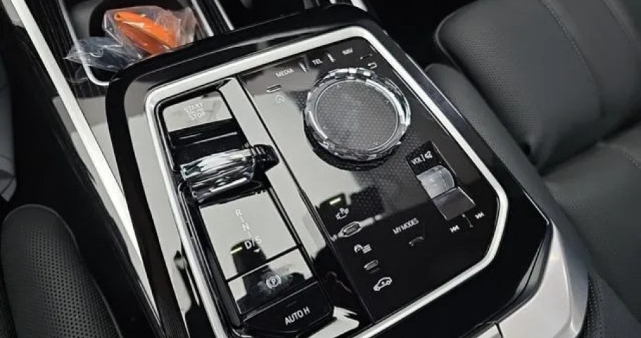 Bmw 7-Series 
