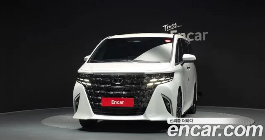Toyota Alphard 