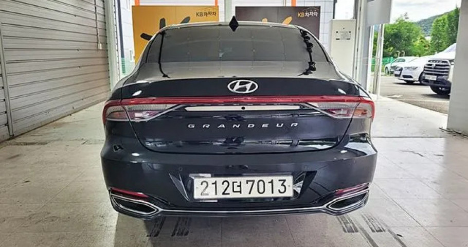 Hyundai Grandeur 