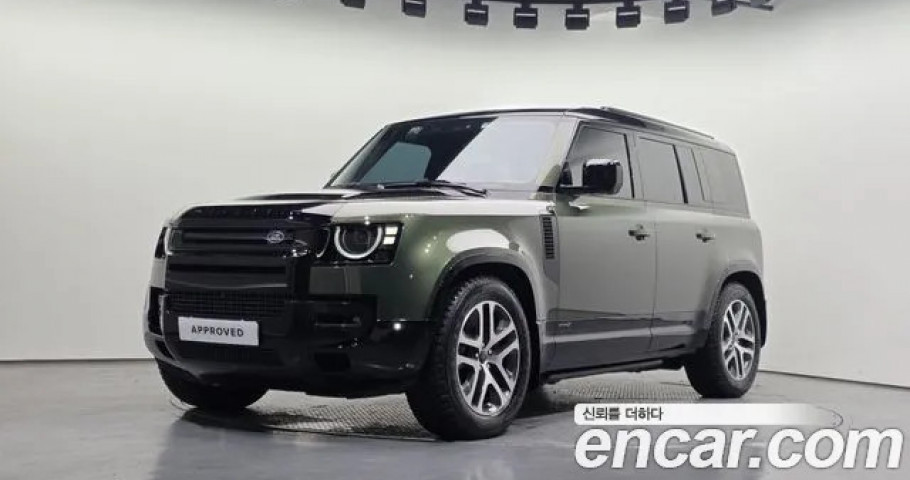 Land Rover Defender 