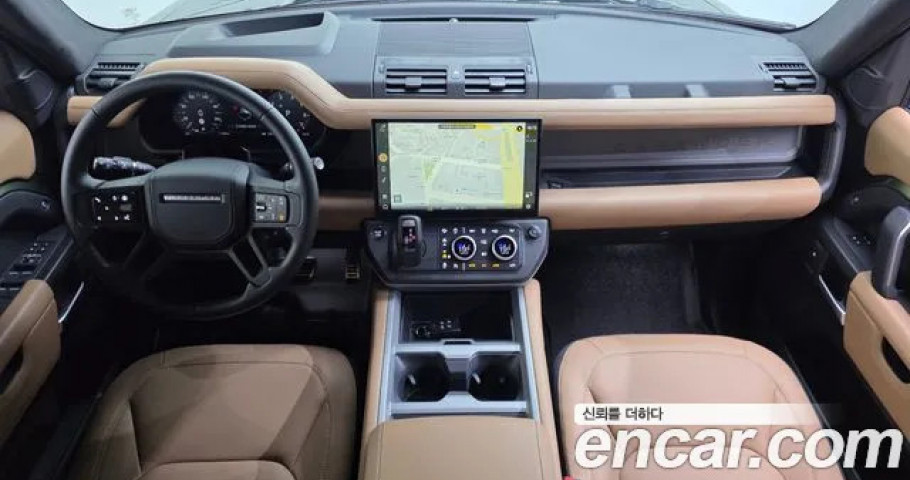 Land Rover Defender 
