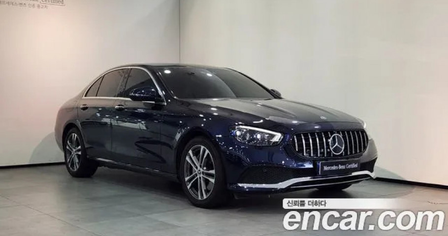 Mercedes-Benz E-Class 