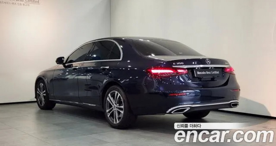 Mercedes-Benz E-Class 