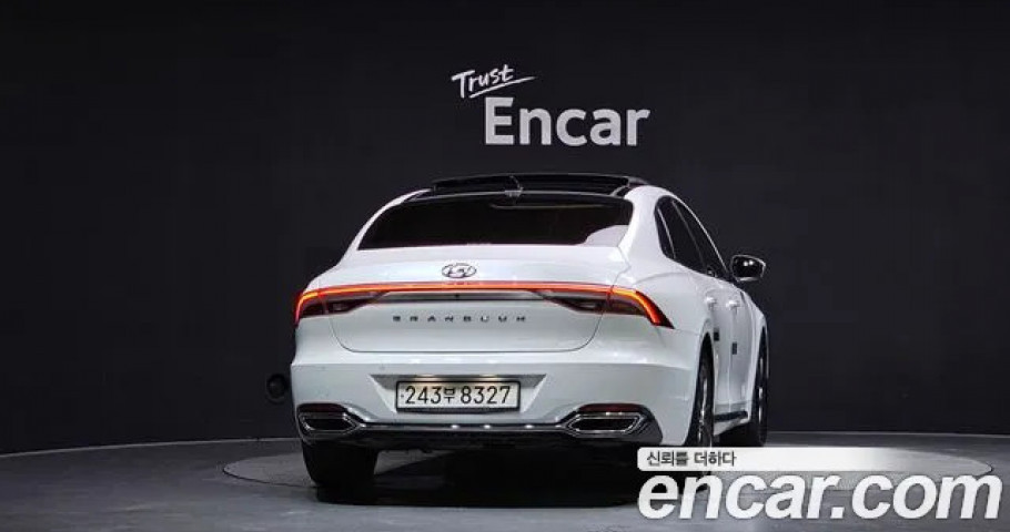 Hyundai Grandeur 