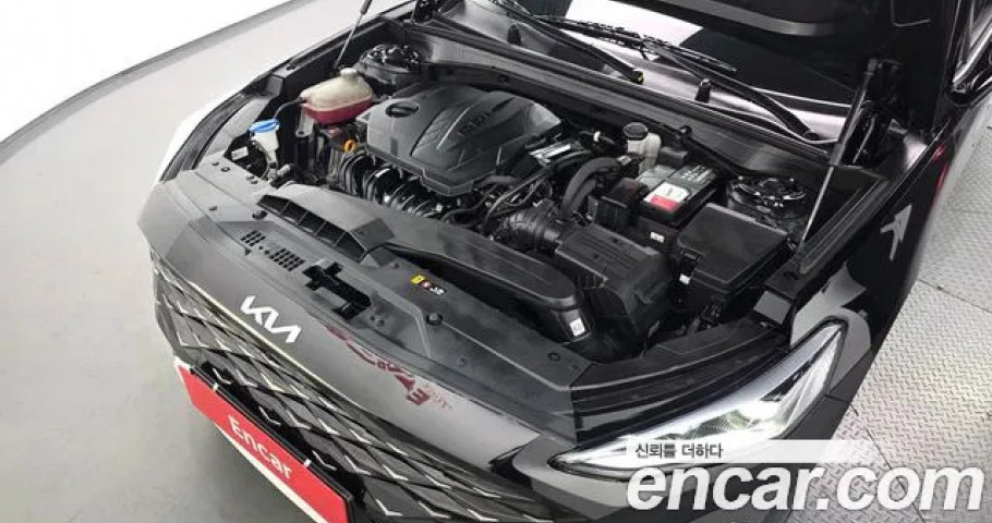 Kia K8 