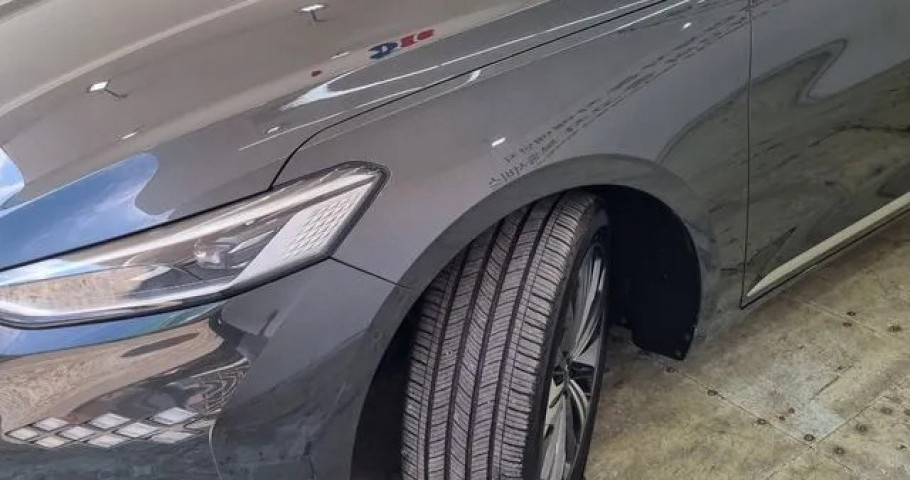 Kia K8 
