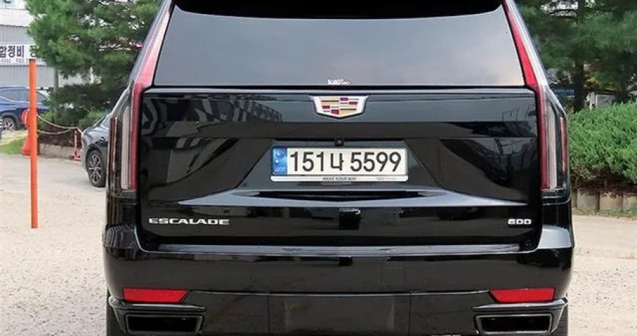 Cadillac Escalade 