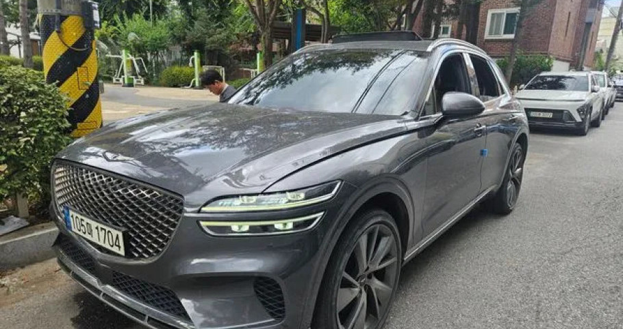 Genesis Gv70 