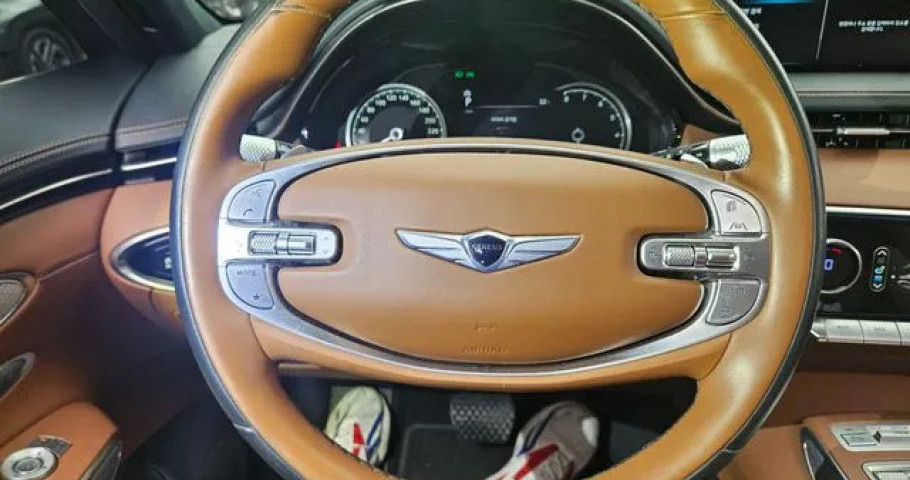 Genesis Gv70 