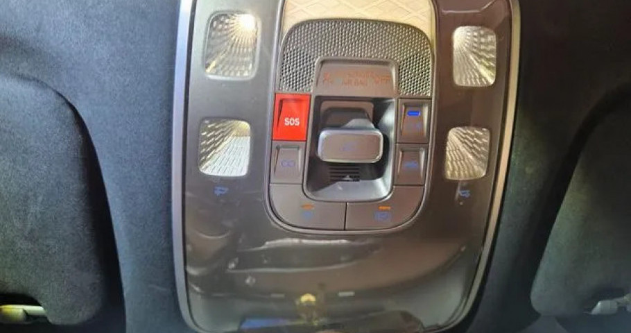 Genesis Gv70 