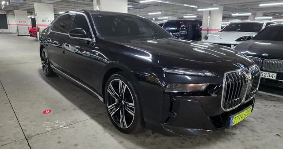 Bmw 7-Series 