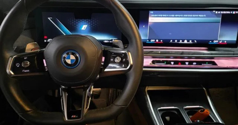 Bmw 7-Series 