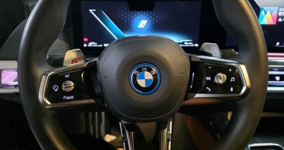Bmw 7-Series 