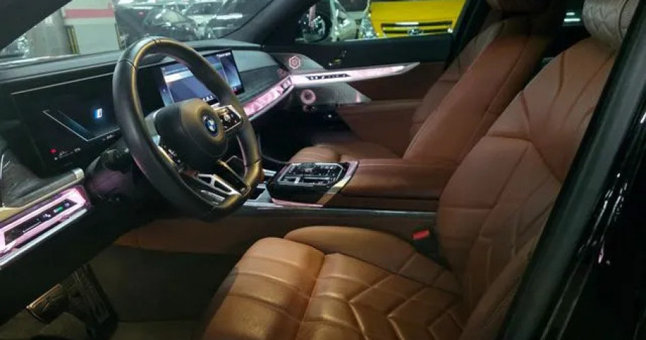 Bmw 7-Series 