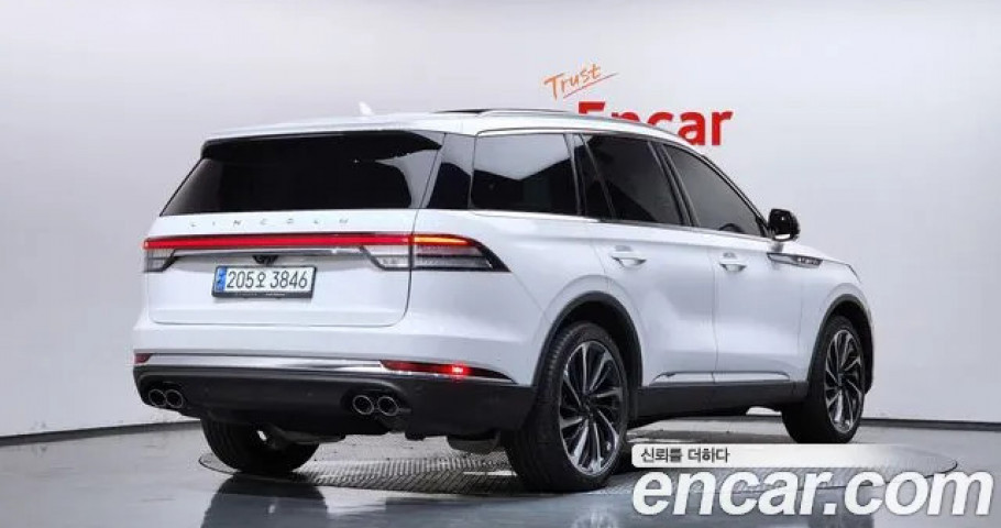 Lincoln Aviator 