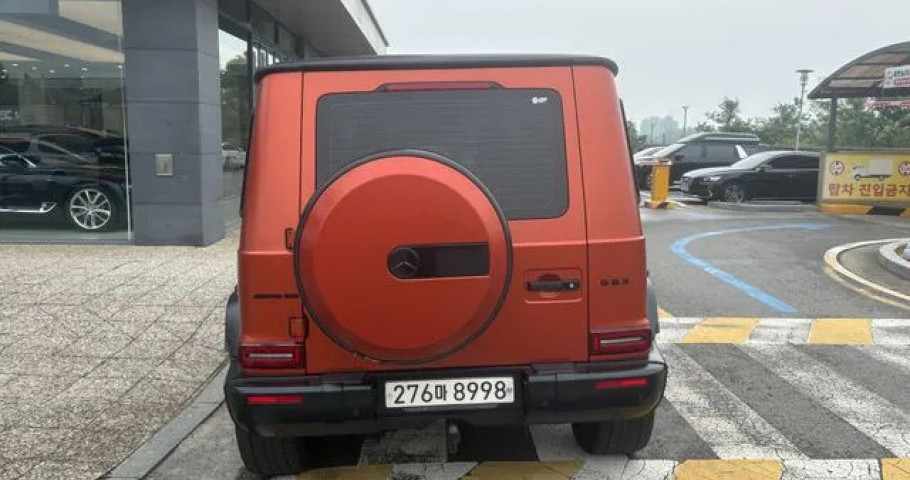 Mercedes-Benz G-Class 