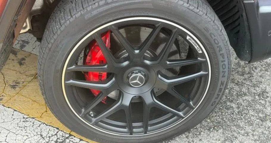 Mercedes-Benz G-Class 