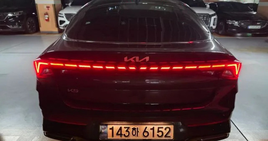 Kia K5 