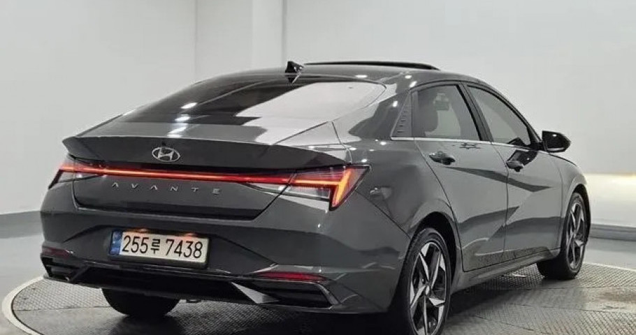 Hyundai Avante (Elantra) 