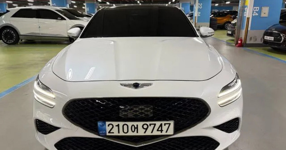 Genesis G70 