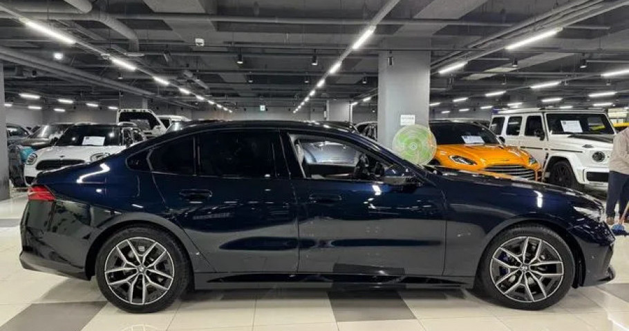 Bmw 5-Series 