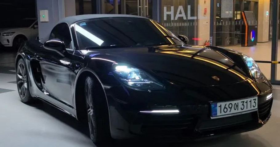 Porsche 718 
