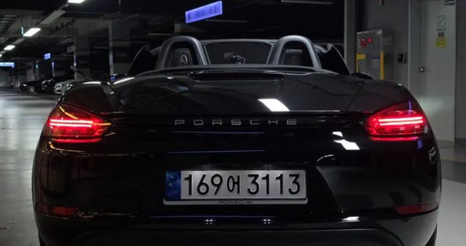 Porsche 718 