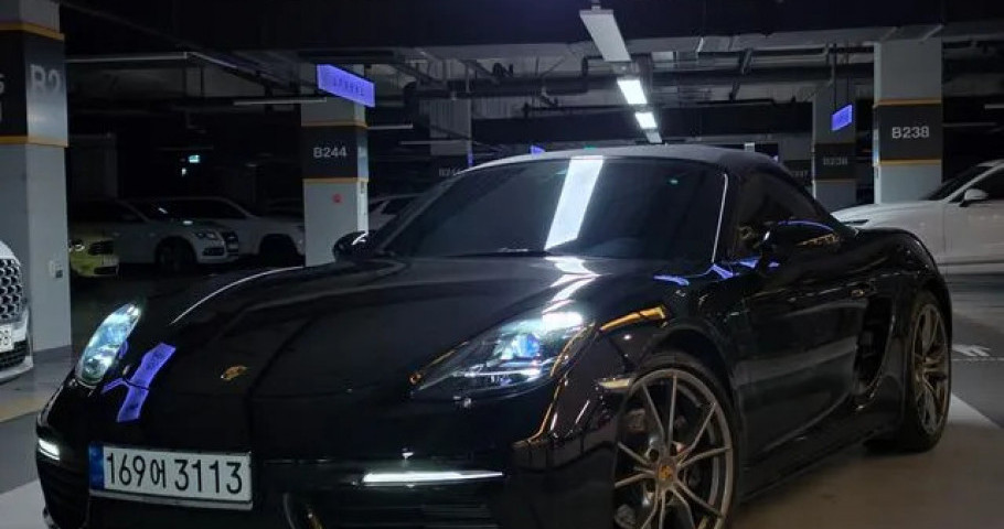 Porsche 718 