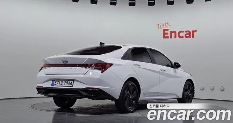 Hyundai Avante (Elantra) 