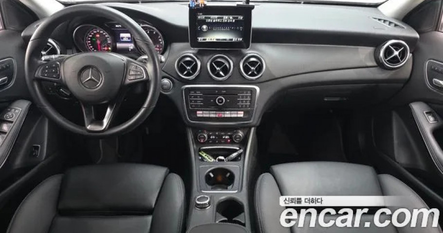Mercedes-Benz Gla-Class 