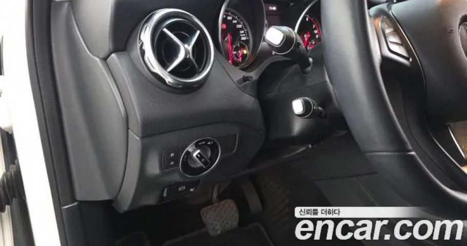 Mercedes-Benz Gla-Class 