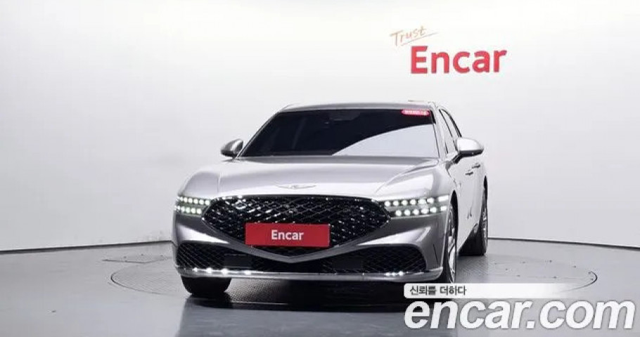 Genesis G90 