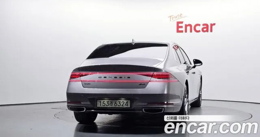 Genesis G90 