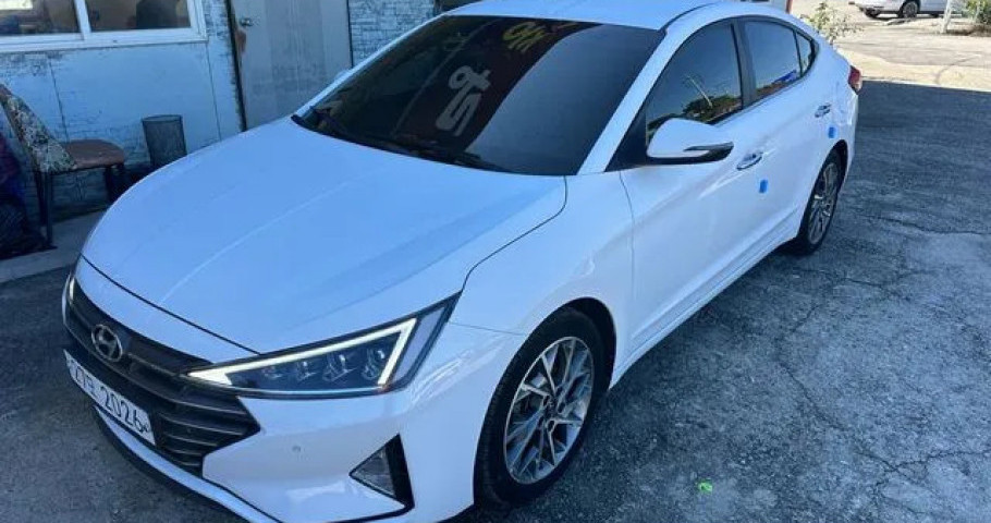 Hyundai Avante (Elantra) 