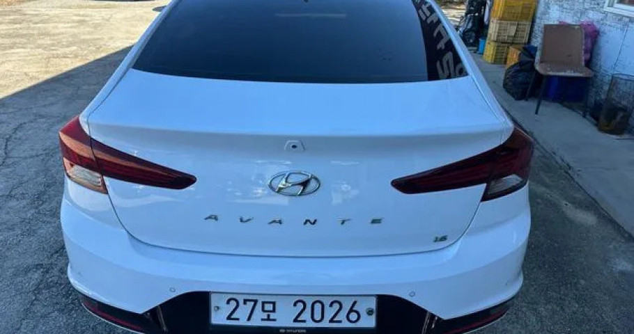 Hyundai Avante (Elantra) 