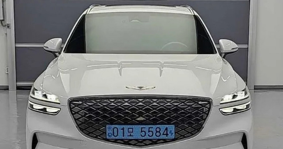 Genesis Gv70 