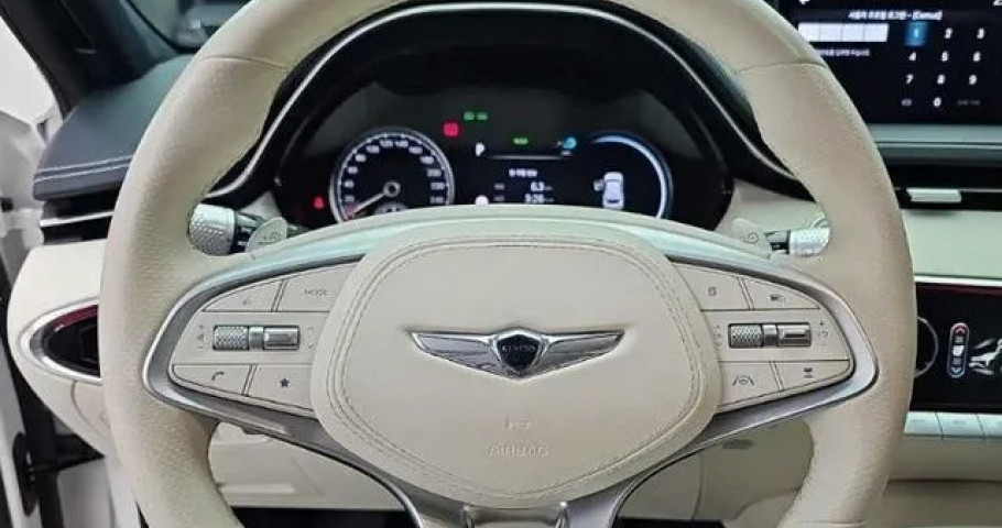 Genesis Gv70 