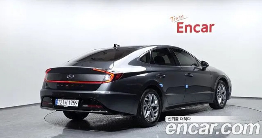 Hyundai Sonata 