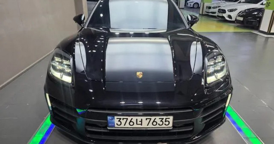 Porsche Panamera 