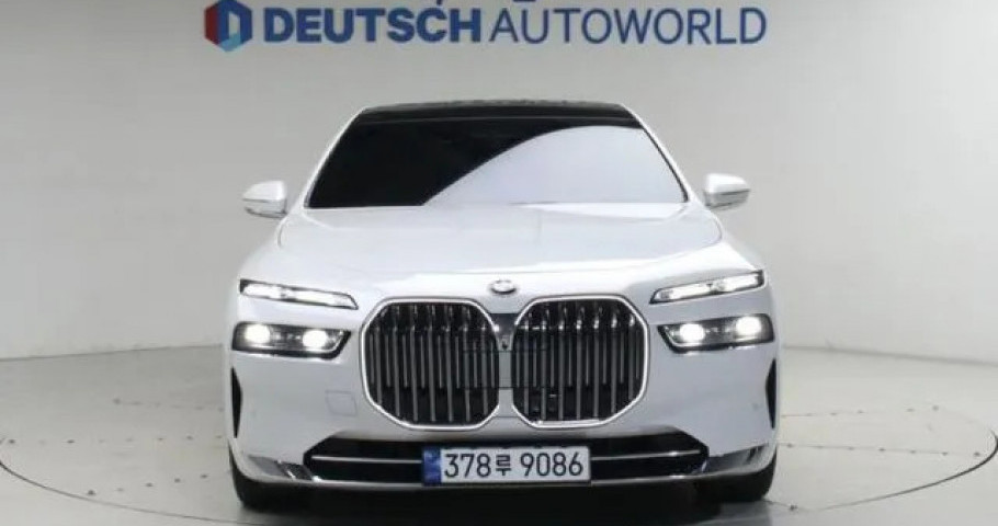 Bmw 7-Series 