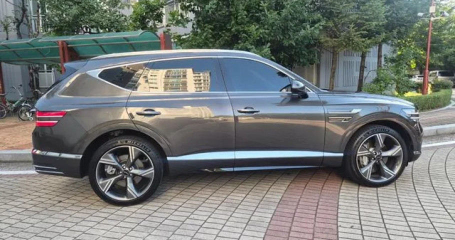 Genesis Gv80 