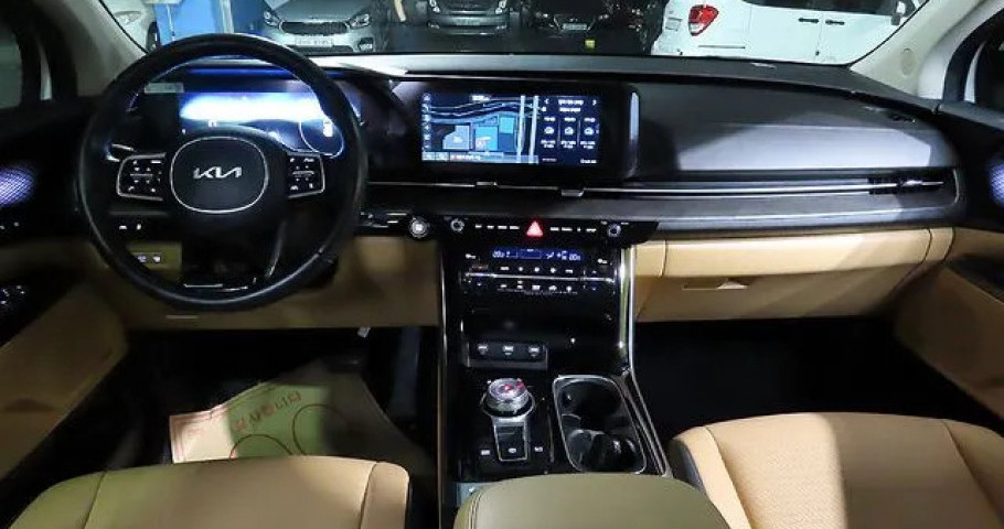 Kia Carnival 