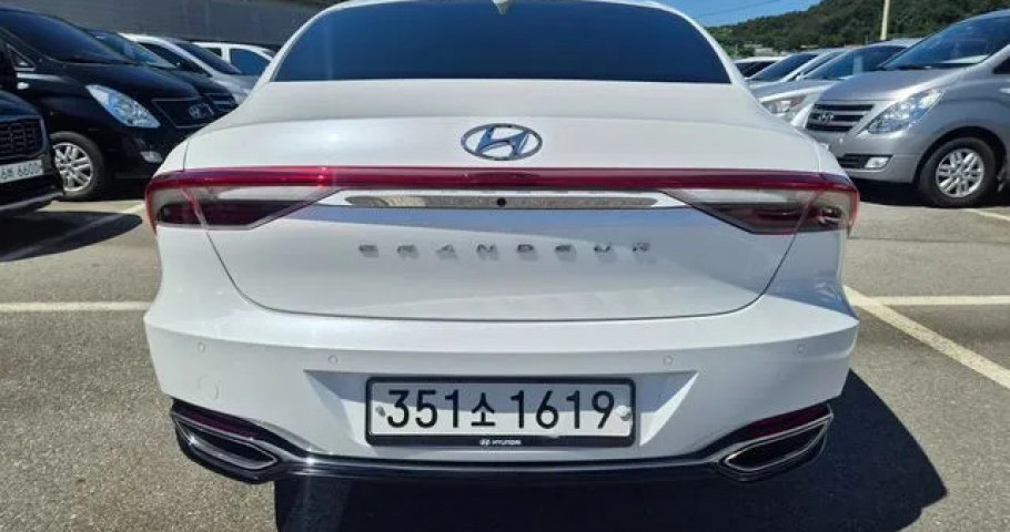 Hyundai Grandeur 