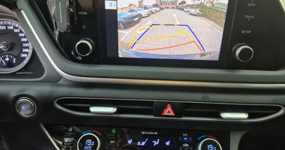 Hyundai Sonata 