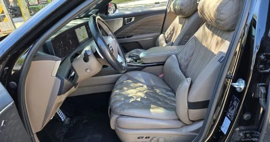 Kia K8 