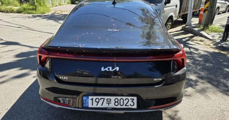 Kia K8 