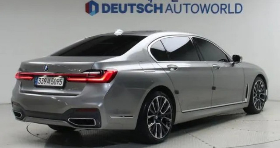 Bmw 7-Series 