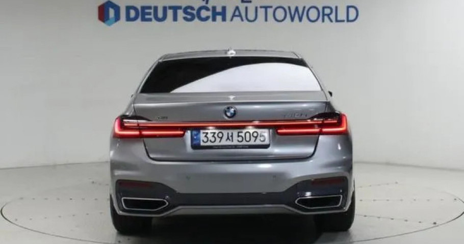 Bmw 7-Series 