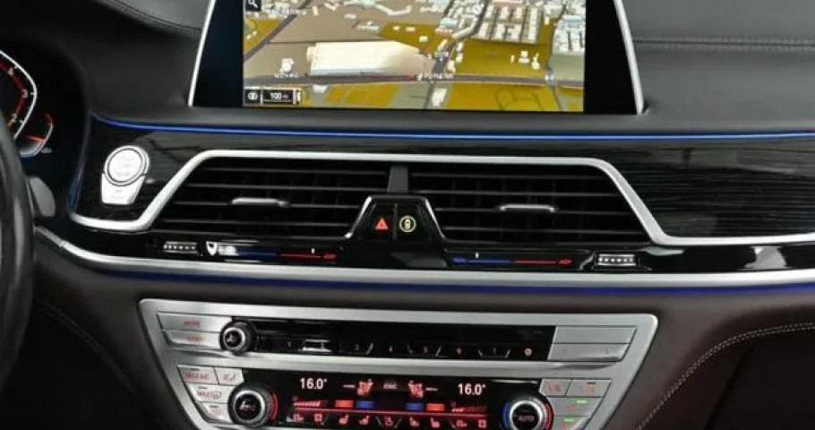 Bmw 7-Series 