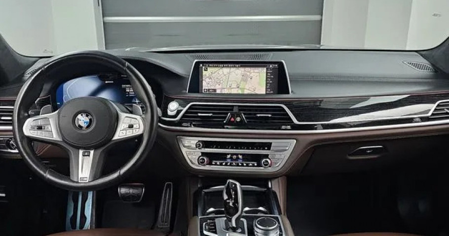 Bmw 7-Series 